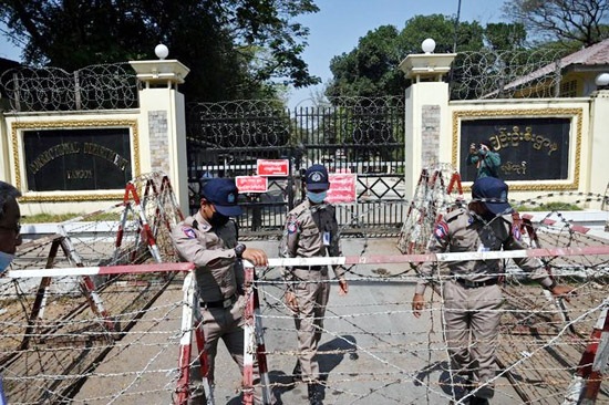 Myanmar junta says to free 1,600 prisoners in new year amnesty