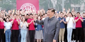 Xi calls for blazing new path to  develop China’s world-class universities
