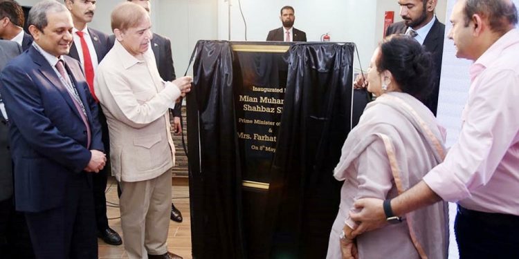 Philippine police say country  ‘relatively peaceful’ ahead of election