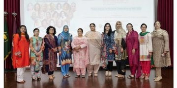 Sri Lanka’s new PM struggles to form unity government