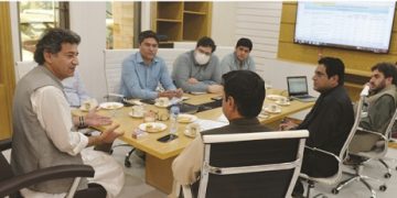 President officially  dispatches Indonesian team for Hanoi SEA Games