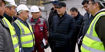 Sadyr Zhaparov visits  Solton-Sary gold deposit