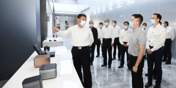 Xi Jinping calls for  creating a new chapter  in Sichuan’s development