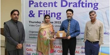 Philippine officials  designate 11 insurgents ‘terrorists’