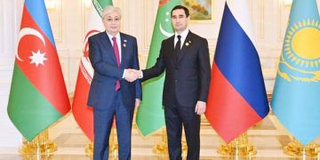 President Tokayev holds meeting with Turkmenistan President