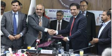 Bankrupt Sri Lanka opens  IMF talks, begins shutdown