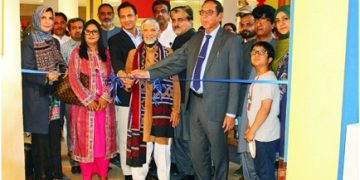 Ukraine forces to retreat from battleground city: Governor