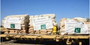 Ukraine forces to retreat from battleground city: Governor