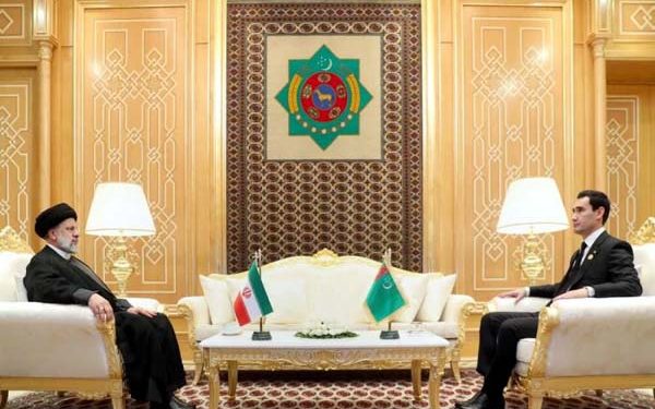 Iran Ready to Increase Turkmen Gas Swap to Azerbaijan: Raisi