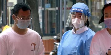 Beijing COVID-19  volunteers in communities to receive compensation