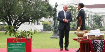 Philippine officials  designate 11 insurgents ‘terrorists’