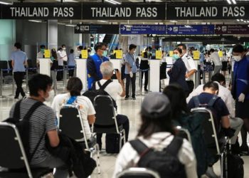 North Korea says hundreds ill with unidentified disease amid COVID-19 outbreak