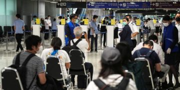 North Korea says hundreds ill with unidentified disease amid COVID-19 outbreak