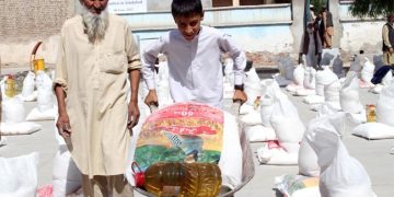 US military aircraft with 5 onboard crashes in California