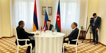 Meeting of Azerbaijani, Armenian, Russian prosecutor generals takes place