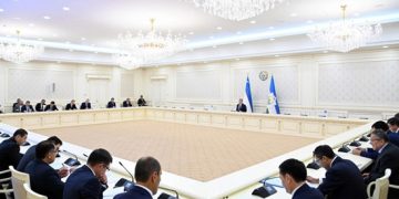 Uzbekistan: Development of service sector discussed