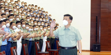 Xi inspects PLA  garrison in Hong Kong