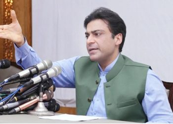 Bus falls into deep gorge  in northern India, killing 16