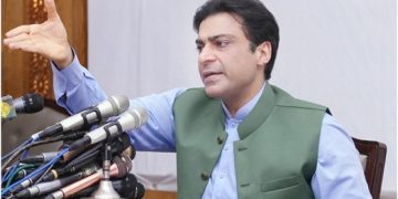 Bus falls into deep gorge  in northern India, killing 16