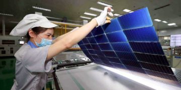 China leads in renewable energy growth
