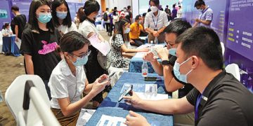 China  creates over 6.5 million urban jobs  in H1