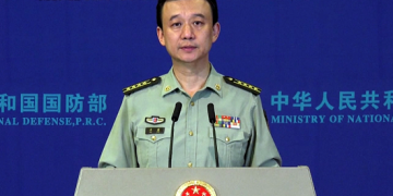 China reaffirms commitment to path of peaceful development