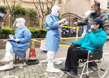 Vice Premier says China not loosening COVID response