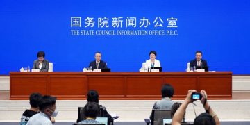 China aims to reach 2 mln 5G base stations in 2022