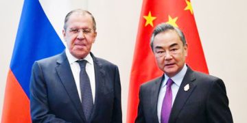 China, Russia pledge to  expand cooperation, safeguard interests of developing countries