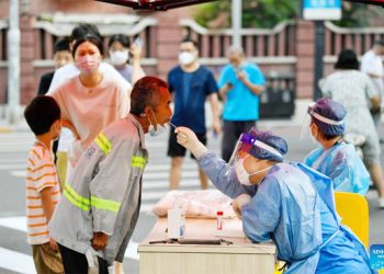 Chinese mainland reports 98 new local confirmed COVID-19 cases