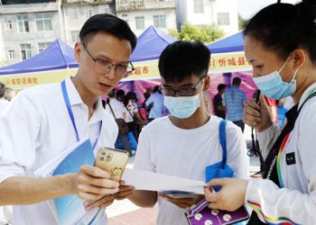 China creates o ver 6.5 million urban jobs in H1 2022