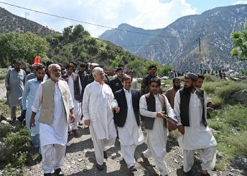 IIUI President visits flood relief camp