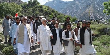IIUI President visits flood relief camp