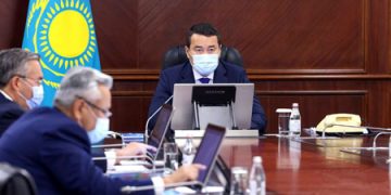 Kazakh PM urges to step up vaccination, revaccination efforts