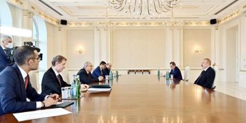 President Ilham Aliyev receives Algeria’s FM Ramtane Lamamra